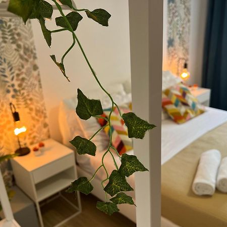 Light Holiday Home Palermo Exteriör bild