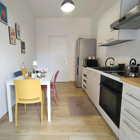 Light Holiday Home Palermo Exteriör bild